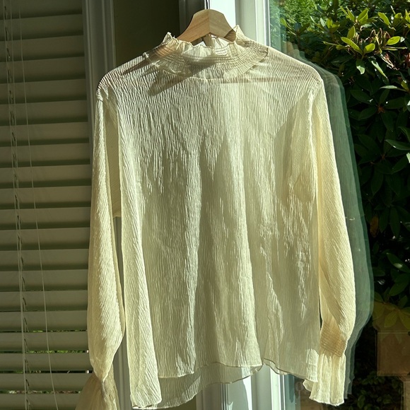 NEW oak and fort high neck sheer pleated long sleeve blouse - Picture 7 of 11